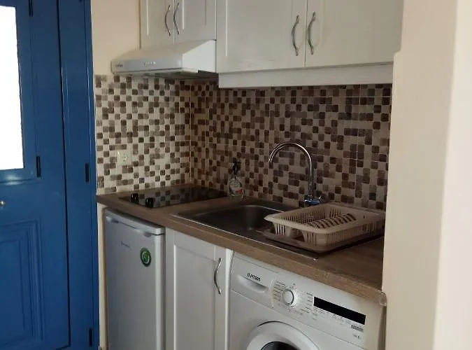 Sunrise Beauty By Zavolas Family - Limni Z3 카르파토스